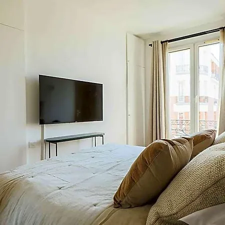 Charming Flat -1br-4p- 17e Paris